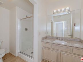 7442 Bobbyboyar Avenue, West Hills CA 91307