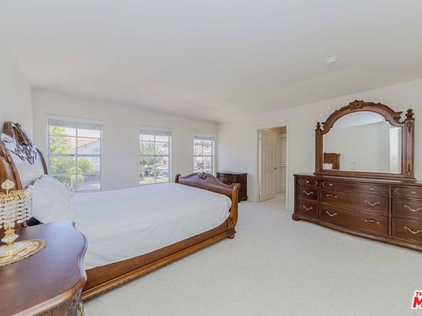 7442 Bobbyboyar Avenue, West Hills CA 91307