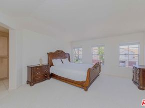 7442 Bobbyboyar Avenue, West Hills CA 91307