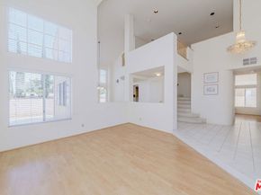 7442 Bobbyboyar Avenue, West Hills CA 91307
