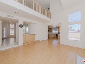 7442 Bobbyboyar Avenue, West Hills CA 91307