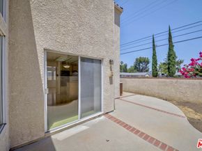 7442 Bobbyboyar Avenue, West Hills CA 91307