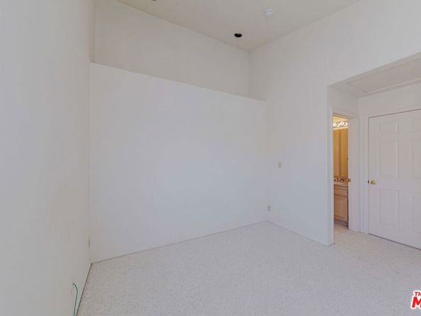 7442 Bobbyboyar Avenue, West Hills CA 91307