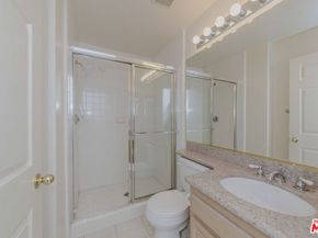 7442 Bobbyboyar Avenue, West Hills CA 91307