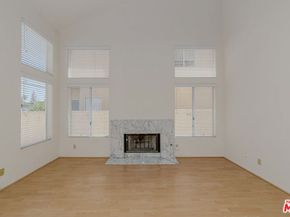 7442 Bobbyboyar Avenue, West Hills CA 91307
