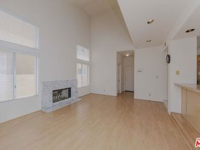 7442 Bobbyboyar Avenue, West Hills CA 91307