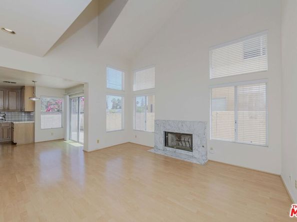 7442 Bobbyboyar Avenue, West Hills CA 91307