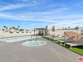 620 S Gramercy Place 239, Los Angeles CA 90005