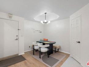 620 S Gramercy Place 239, Los Angeles CA 90005