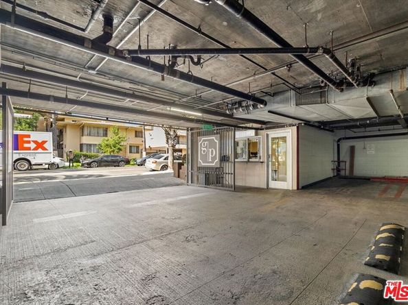 620 S Gramercy Place 239, Los Angeles CA 90005