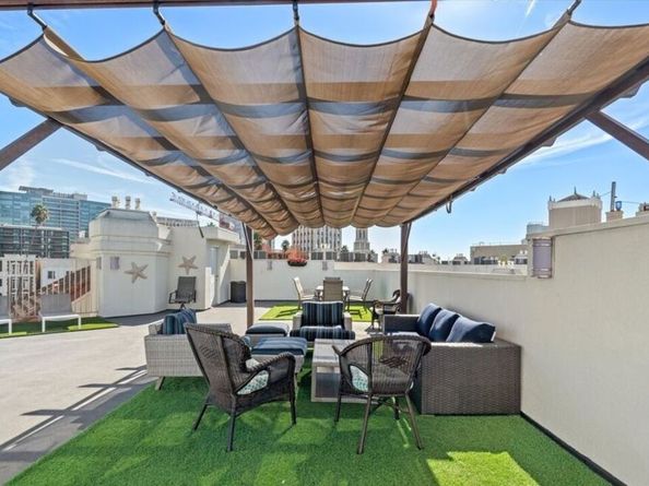 620 S Gramercy Place 239, Los Angeles CA 90005