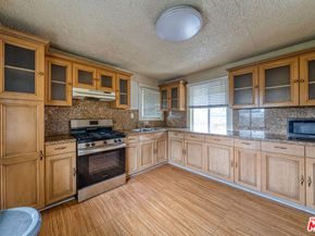 1677 S Harvard Boulevard, Los Angeles CA 90006