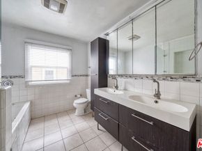 1677 S Harvard Boulevard, Los Angeles CA 90006