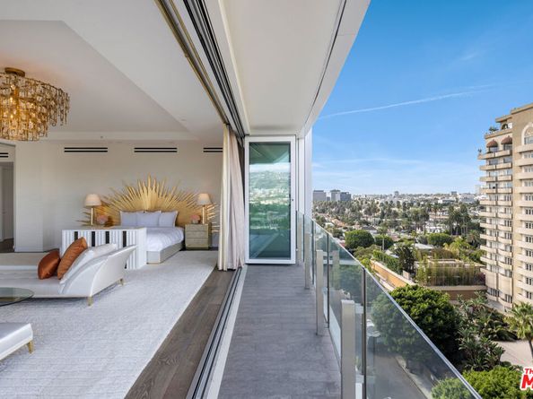 9000 W 3rd Street 1101, Los Angeles CA 90048
