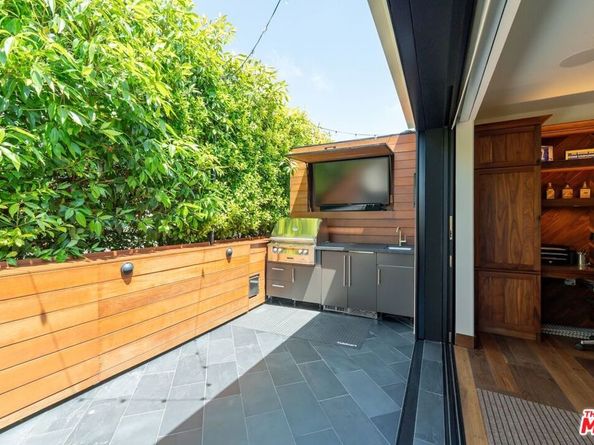 2612 Montana Avenue 1, Santa Monica CA 90403