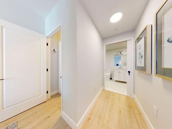 1050 S Grand Avenue 1206, Los Angeles CA 90015