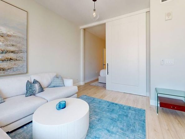 1050 S Grand Avenue 1206, Los Angeles CA 90015