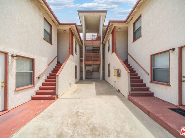 823 W 25th Street, San Pedro CA 90731