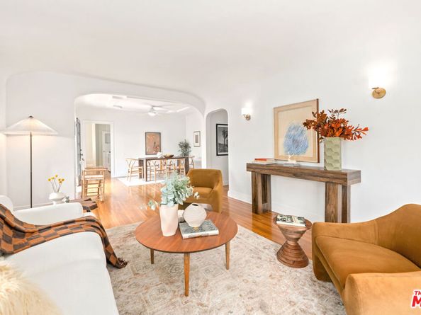 1337 S Cloverdale Avenue, Los Angeles CA 90019