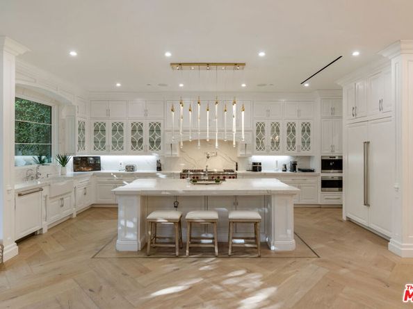 843 N Spaulding Avenue, Los Angeles CA 90046