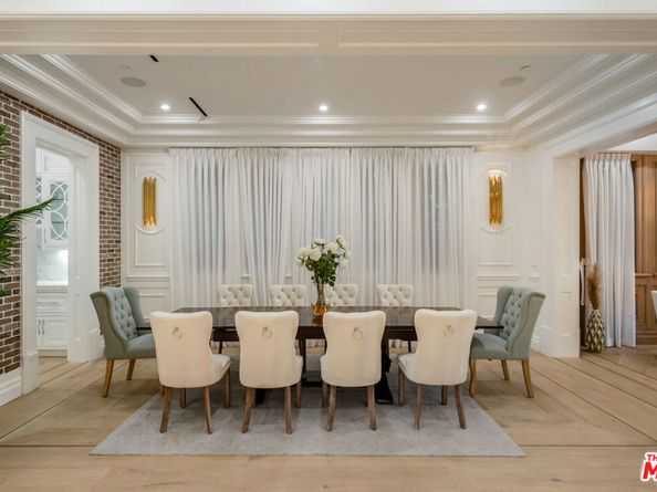 843 N Spaulding Avenue, Los Angeles CA 90046