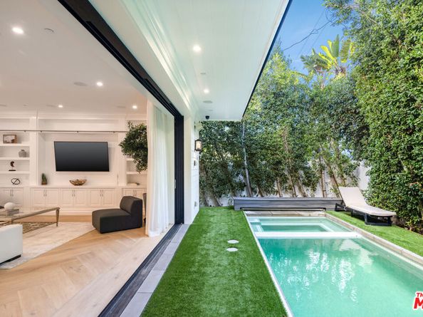 843 N Spaulding Avenue, Los Angeles CA 90046