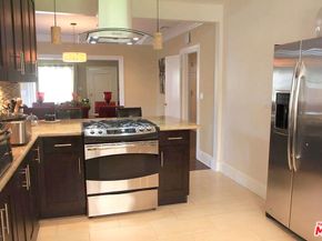 580 Lillian Way, Los Angeles CA 90004