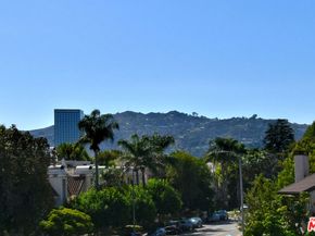 10409 Riverside Drive 204, Toluca Lake CA 91602