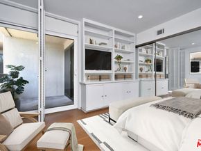 10409 Riverside Drive 204, Toluca Lake CA 91602