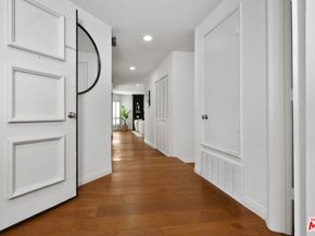 10409 Riverside Drive 204, Toluca Lake CA 91602