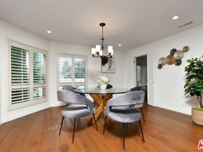 10409 Riverside Drive 204, Toluca Lake CA 91602