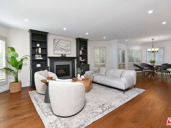 10409 Riverside Drive 204, Toluca Lake CA 91602