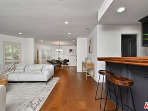 10409 Riverside Drive 204, Toluca Lake CA 91602