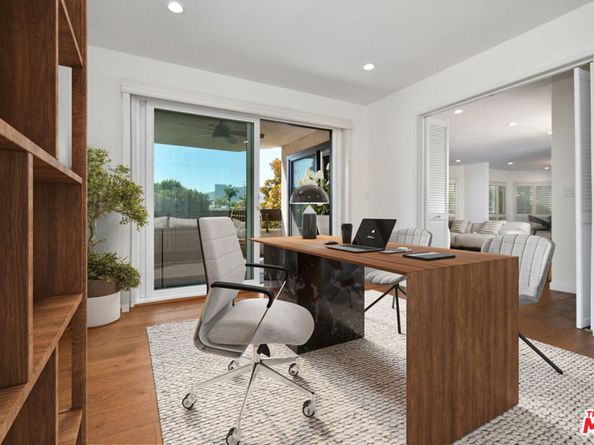 10409 Riverside Drive 204, Toluca Lake CA 91602