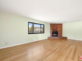 2412 Ocean Avenue 2, Venice CA 90291