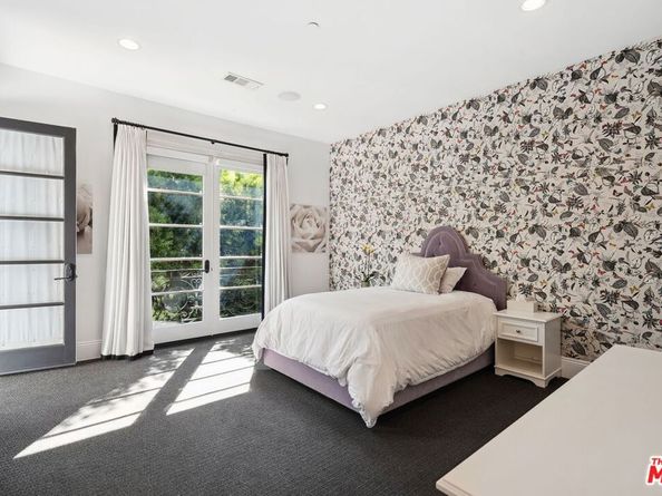 1600 Clear View Drive, Beverly Hills CA 90210