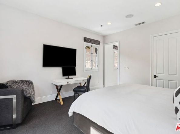 1600 Clear View Drive, Beverly Hills CA 90210