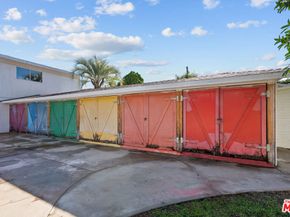 5708 Gentry Avenue, Valley Village CA 91607