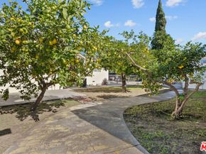 5708 Gentry Avenue, Valley Village CA 91607