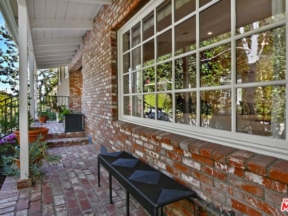 4170 Crisp Canyon Road, Sherman Oaks CA 91403