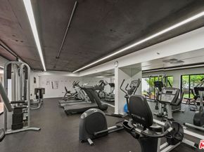 2960 Neilson Way 103, Santa Monica CA 90405