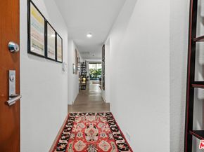 2960 Neilson Way 103, Santa Monica CA 90405
