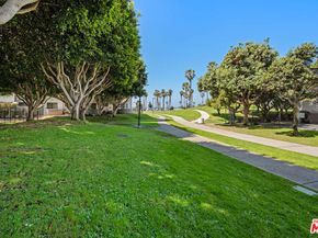 2960 Neilson Way 103, Santa Monica CA 90405