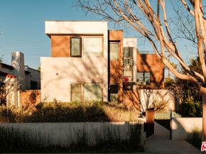 2345 27th Street, Santa Monica CA 90405