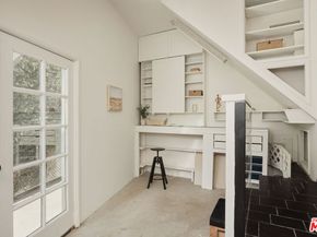 943 Venango Avenue, Los Angeles CA 90029