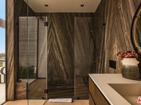 6889 Dume Drive, Malibu CA 90265