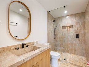 14664 Valley Vista Boulevard, Sherman Oaks CA 91403