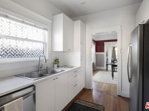 211 S Burlington Avenue, Los Angeles CA 90057