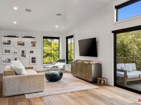 2785 Laurel Canyon Place, Los Angeles CA 90046