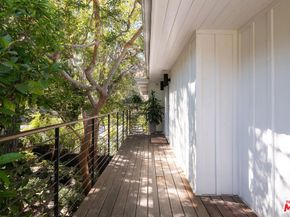 2785 Laurel Canyon Place, Los Angeles CA 90046